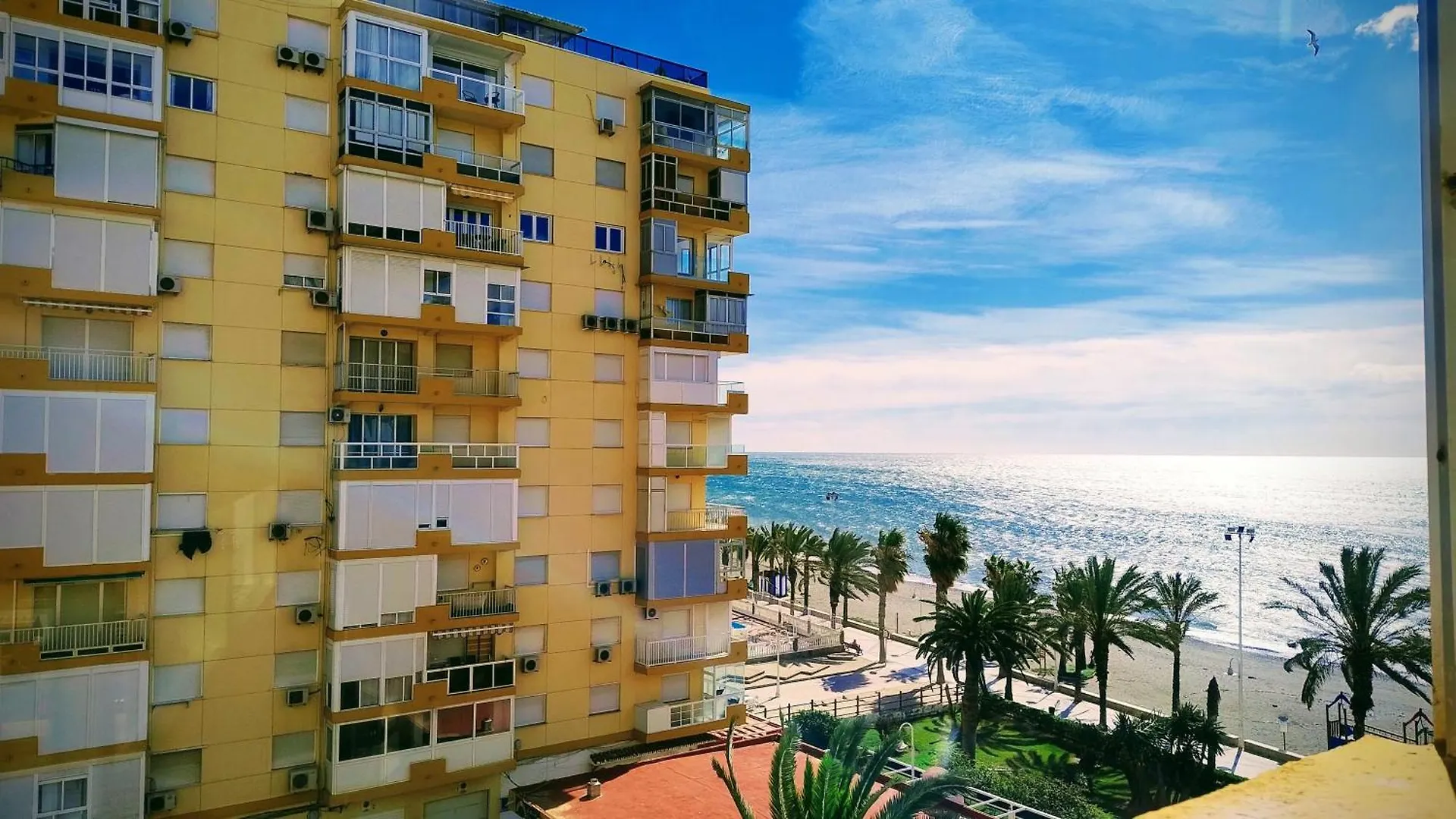 Hoja Cala Apartment Algarrobo Costa