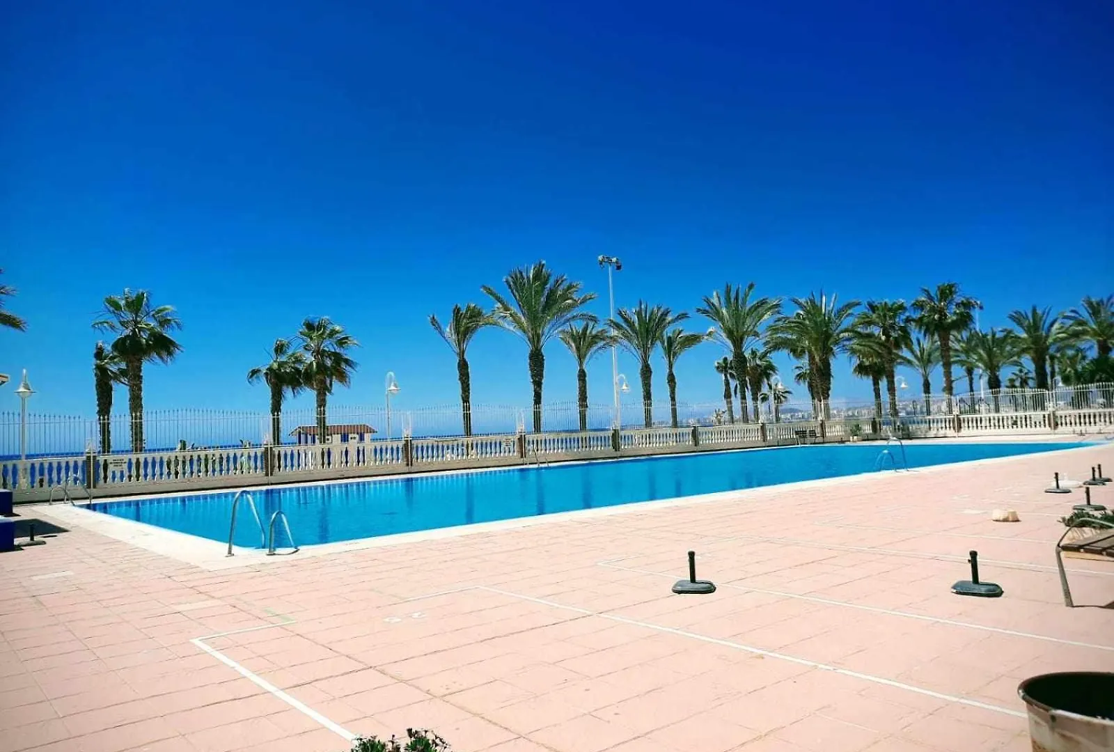 Hoja Cala Apartment Algarrobo Costa Spain